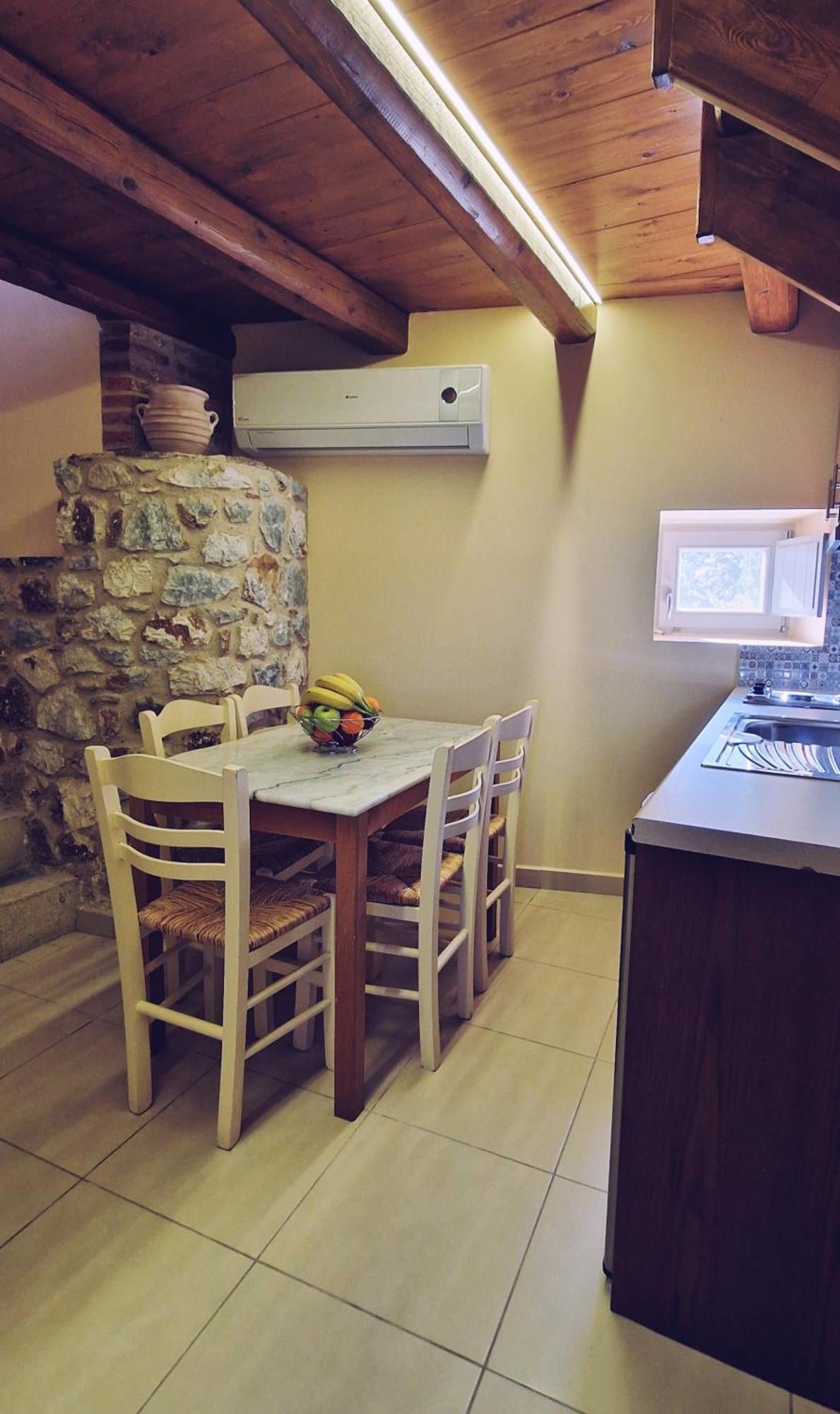 Hotel Arxontiko Taygeti Mystras Esterno foto